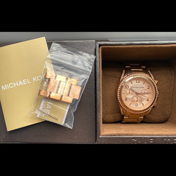 Michael Kors Women’s Rose Gold Watch